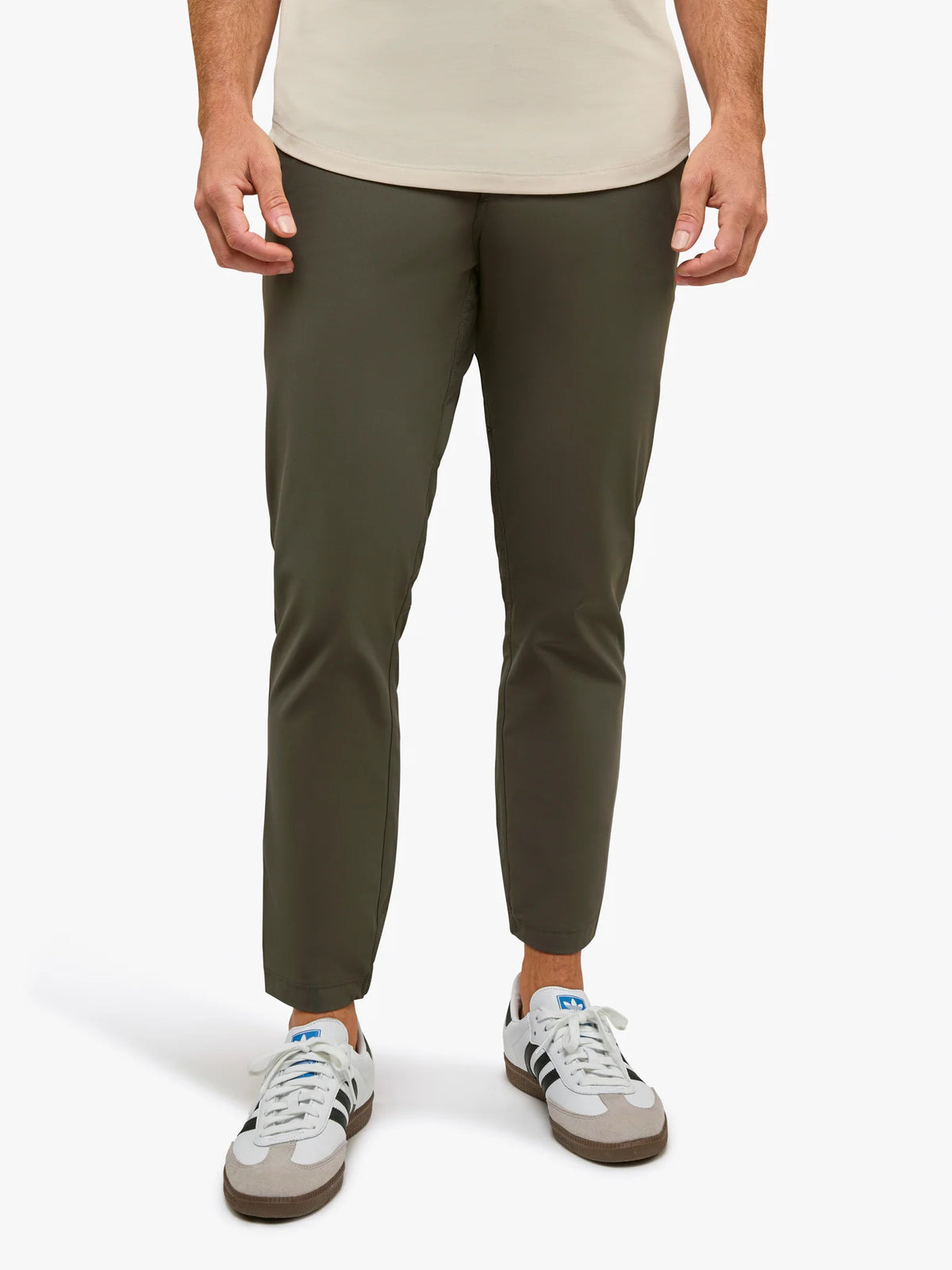 AO Jogger Pant | Dark Pine Slim-fit Versaknit®