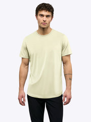 AO Curve-Hem Tee | Oyster White Signature-Fit PYCA Pro®